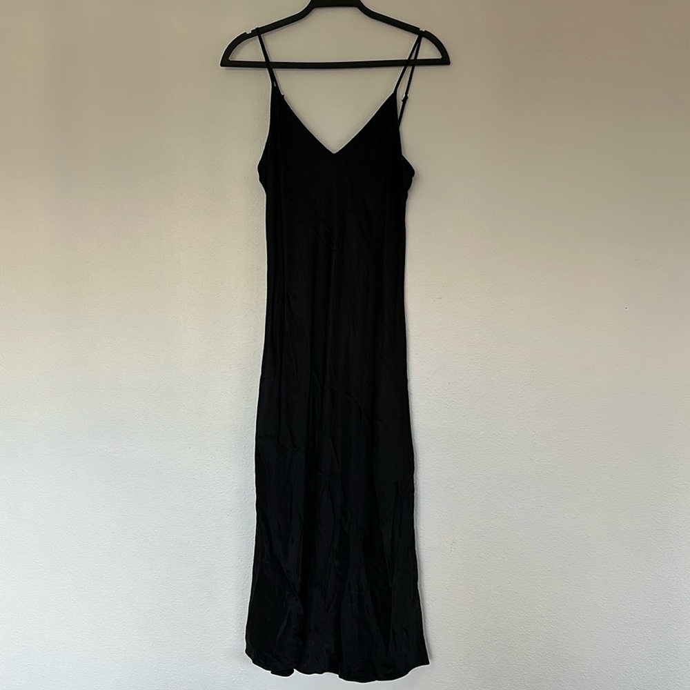 Wilfred Only Slip Satin Midi Dress